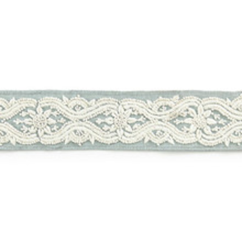 Scalamandre
 Trim Linnea Embroidered Tape/Skylight Sc 0003T3298